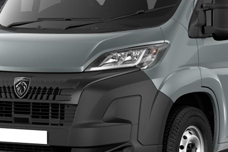 Peugeot Boxer Chassis Cab Platform Cab 435 Heavy L3H1 Platform 2.2 BlueHDi Professional close up