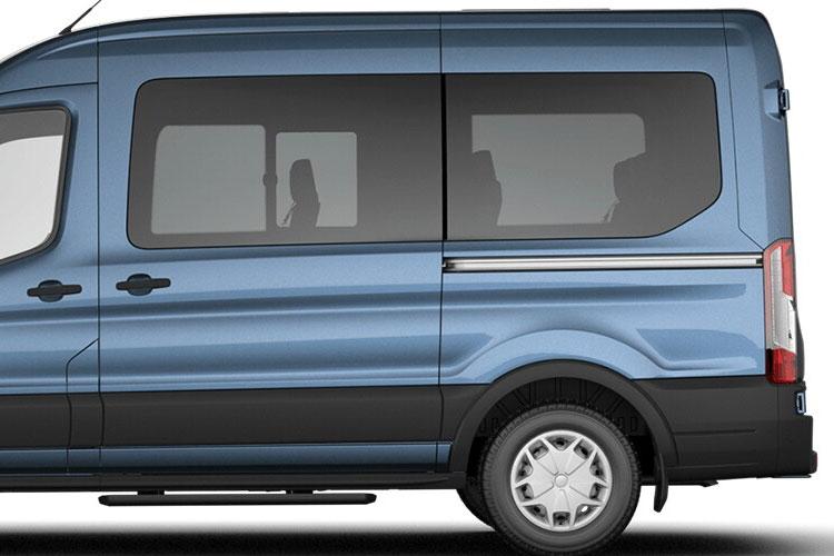 Ford E-Transit Minibus Minibus 425 L3H2 12Seat 89kWh 184 Trend Nav close up