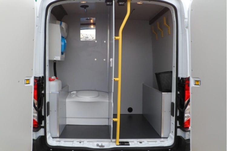 Ford E-Transit Welfare Large Van - High 425 L3H3 Double Cab In 198 68kWh Trend Nav Auto close up