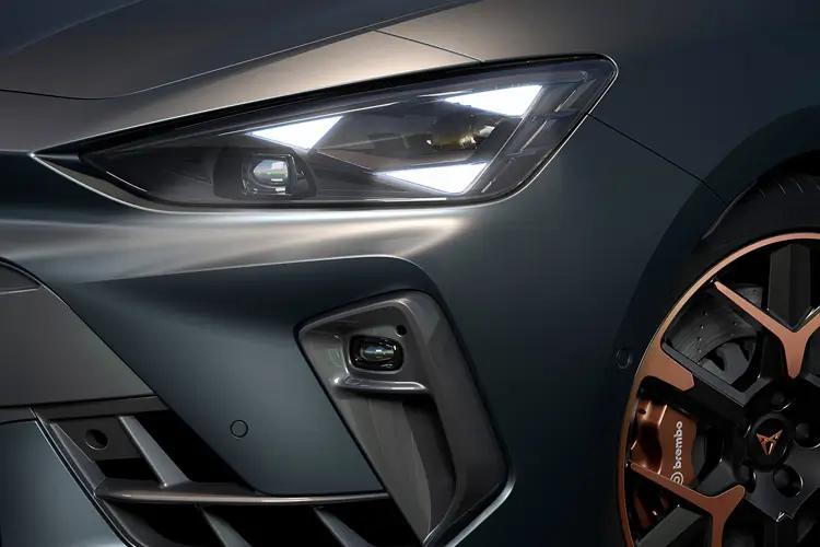 Cupra Leon Hatchback 1.5 eHYBRID 204 V2 18IN Alloy Leather DSG close up