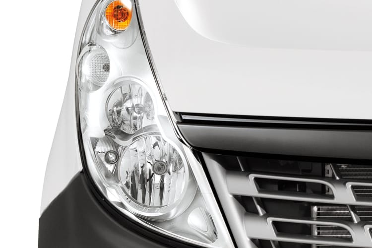 Renault Master Conversion Luton Van Luton Low Loader LL35 dCi 150 Advance close up