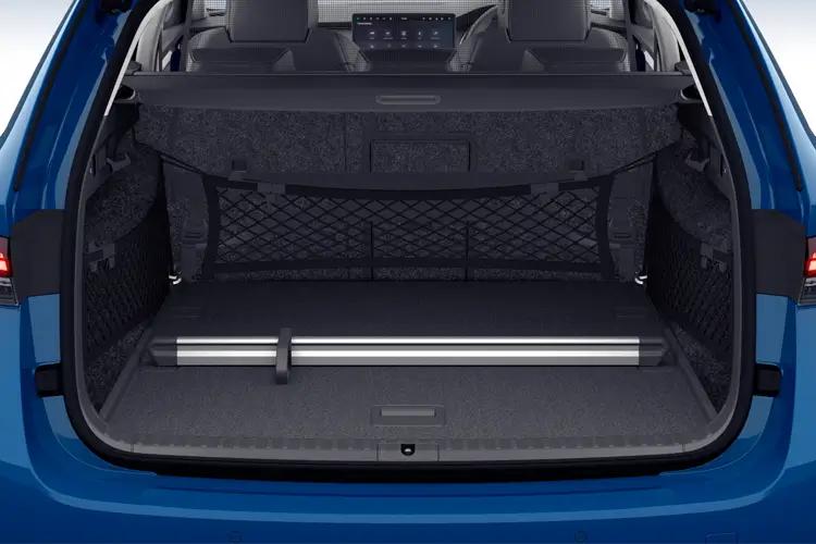 Skoda Octavia Estate 1.5 TSI 150 Sportline close up