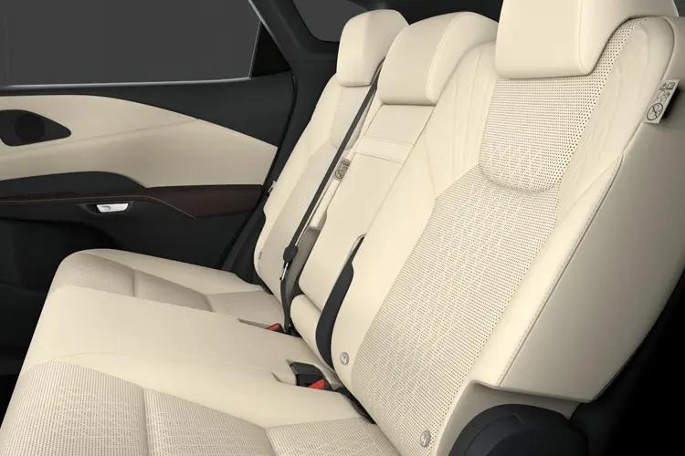 Lexus RX 450h+ Medium Crossover/SUV 2.5 Premium Plus Panroof E-Cvt close up