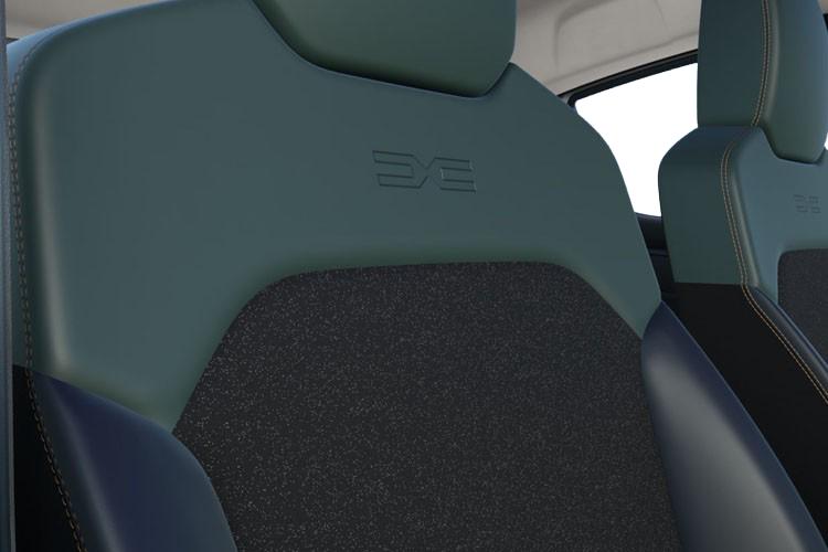 Dacia Spring MPV 75kW 24kWh Extreme Auto close up