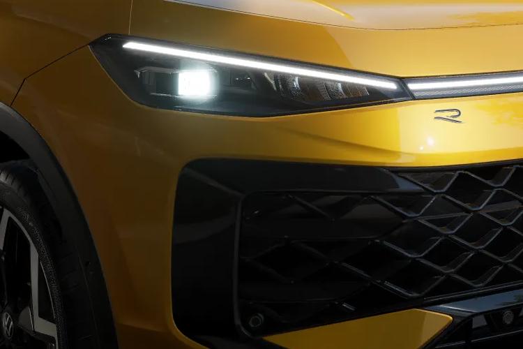 Volkswagen T-Roc Medium Crossover/SUV 1.5 eTSI 150PS Style DSG7 close up