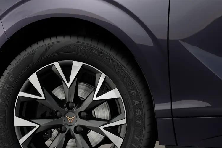 Cupra Terramar Medium Crossover/SUV 1.5 e-HYBRID 204PS V1 DSG close up