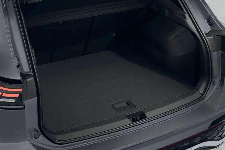 Volkswagen Tiguan Medium Crossover/SUV 1.5 TSI 204PS eHybrid R-Line DSG close up