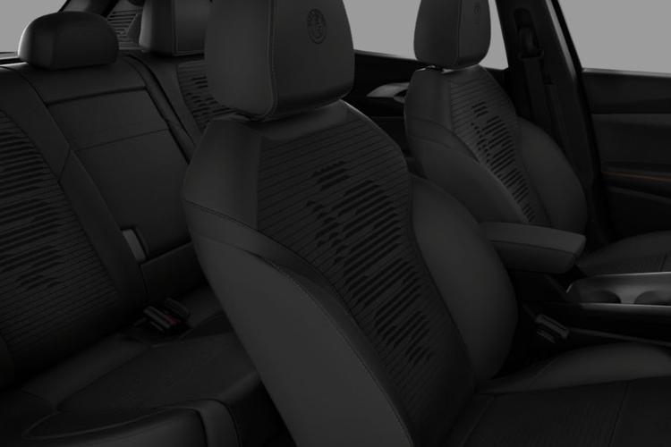 Alfa Romeo Tonale Hatchback 1.3 Phev 270 Ti Q4 Auto close up