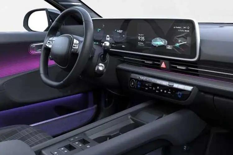 Hyundai Ioniq 6 Saloon 239kW Premium 77kWh Auto AWD interior view