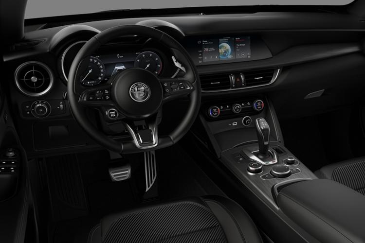 Alfa Romeo Stelvio Medium Crossover/SUV 2.0 T 280hp Sprint Auto AWD interior view