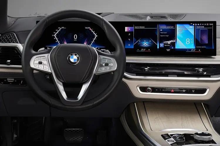 BMW X7 G07 Large SUV xDrive 40i Mht M Sport interior view